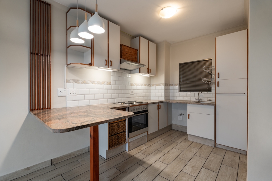 2 Bedroom Property for Sale in Whispering Pines Western Cape